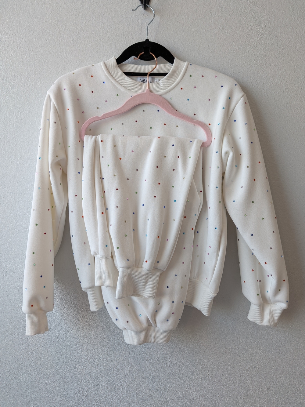 Lola + The Boys White Crewneck Sweatshirt Set with Multicolored Crystal Dots Y10